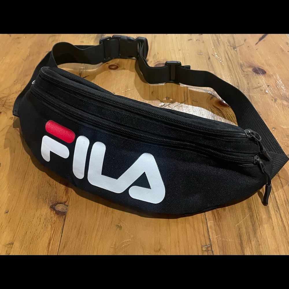 COPY - FILA Fannypack